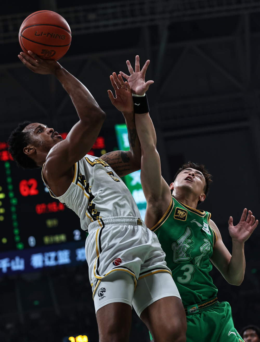 篮球赛季末期球队晋级季后赛