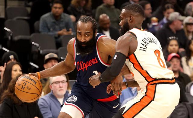 关于快船队主场逆转活塞队，豪取连胜的信息