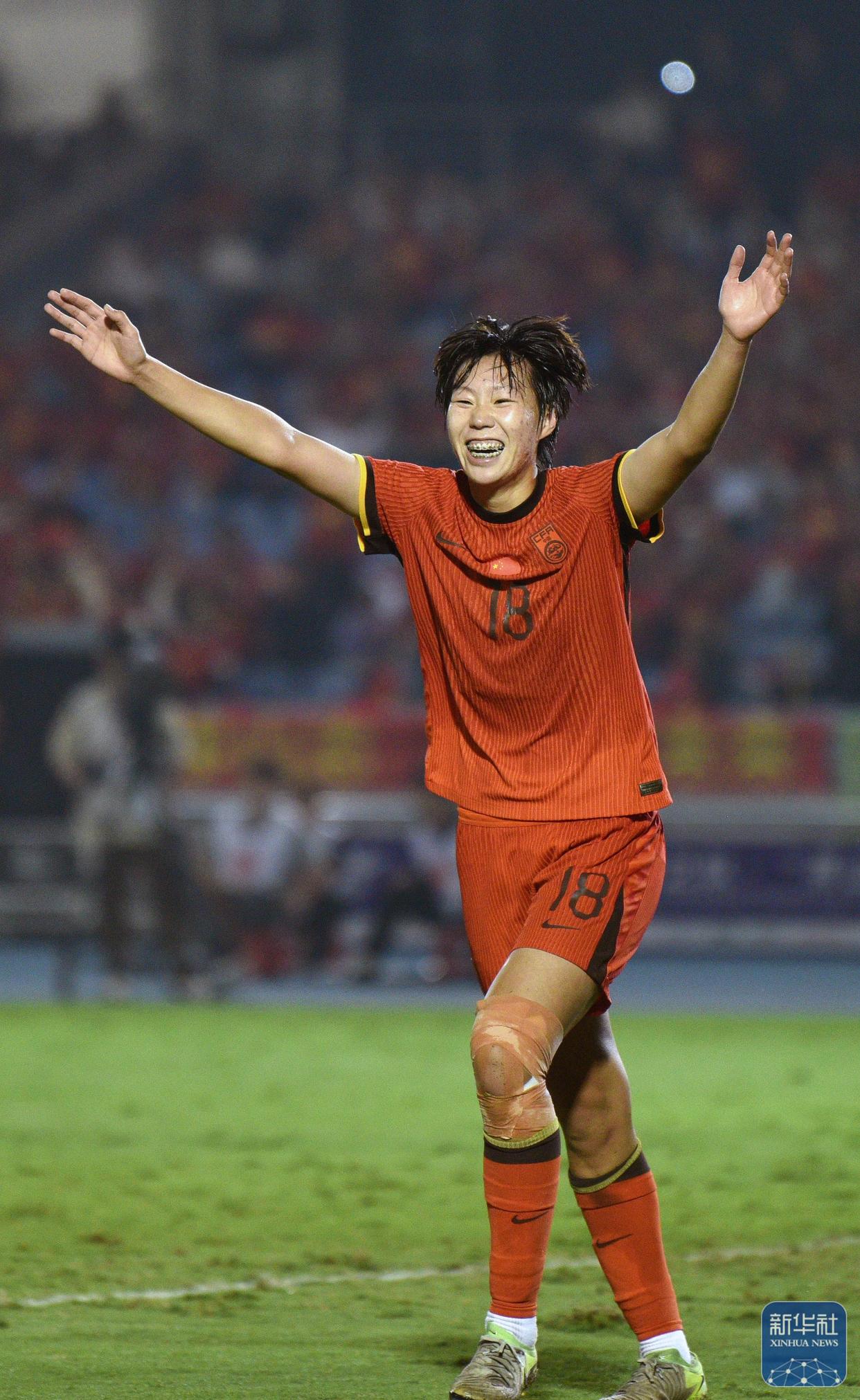 中国女足夺冠,迈向世界强队行列 中国女足夺冠,迈向世界强队行列