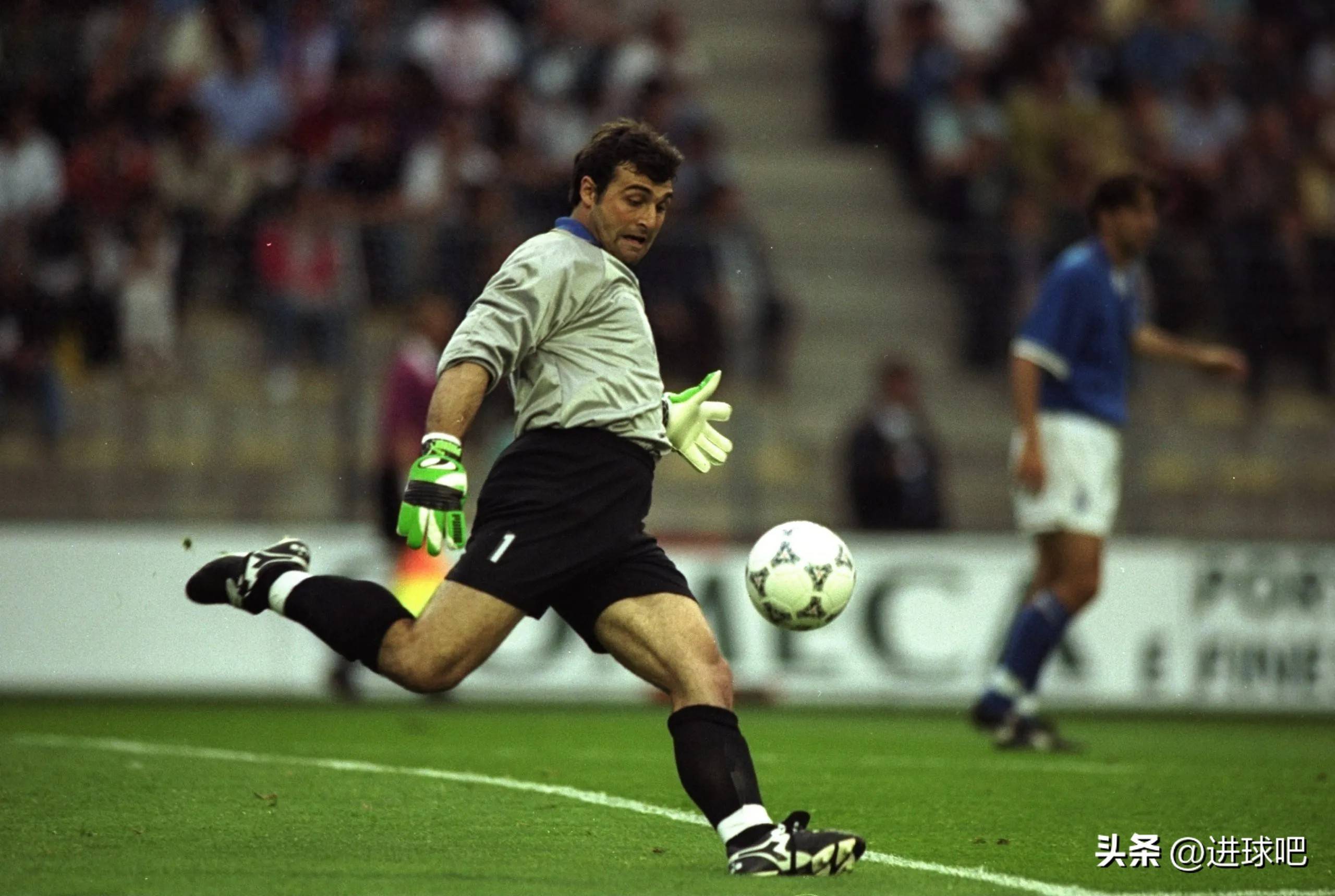 包含意大利又一胜,欧锦赛参赛名额基本确立的词条 包含意大利又一胜,欧锦赛参赛名额基本确立的词条