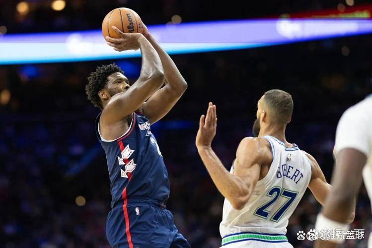 包含76人对阵公牛，胜利之争一触即发的词条